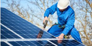 Installation Maintenance Panneaux Solaires Photovoltaïques à Avignon-les-Saint-Claude